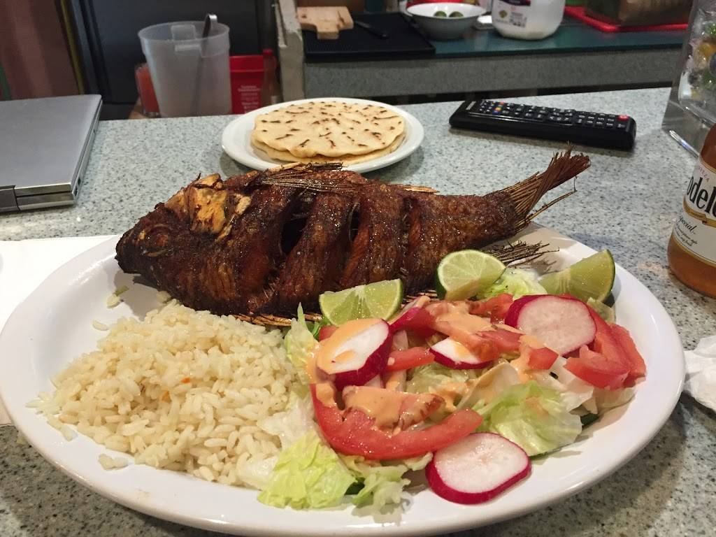 Nenas Restaurant | restaurant | 3459 Mission St, San Francisco, CA 94110, USA | 4152858985 OR +1 415-285-8985