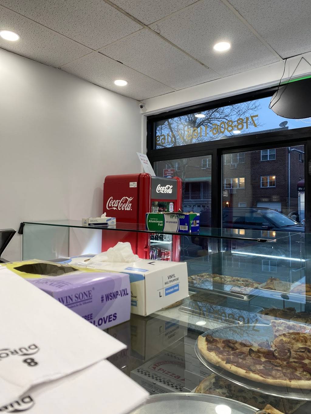 Nonnaz Pizza & Italian Restaurant | restaurant | 49-14 30th Ave, Queens, NY 11377, USA | 7188061165 OR +1 718-806-1165