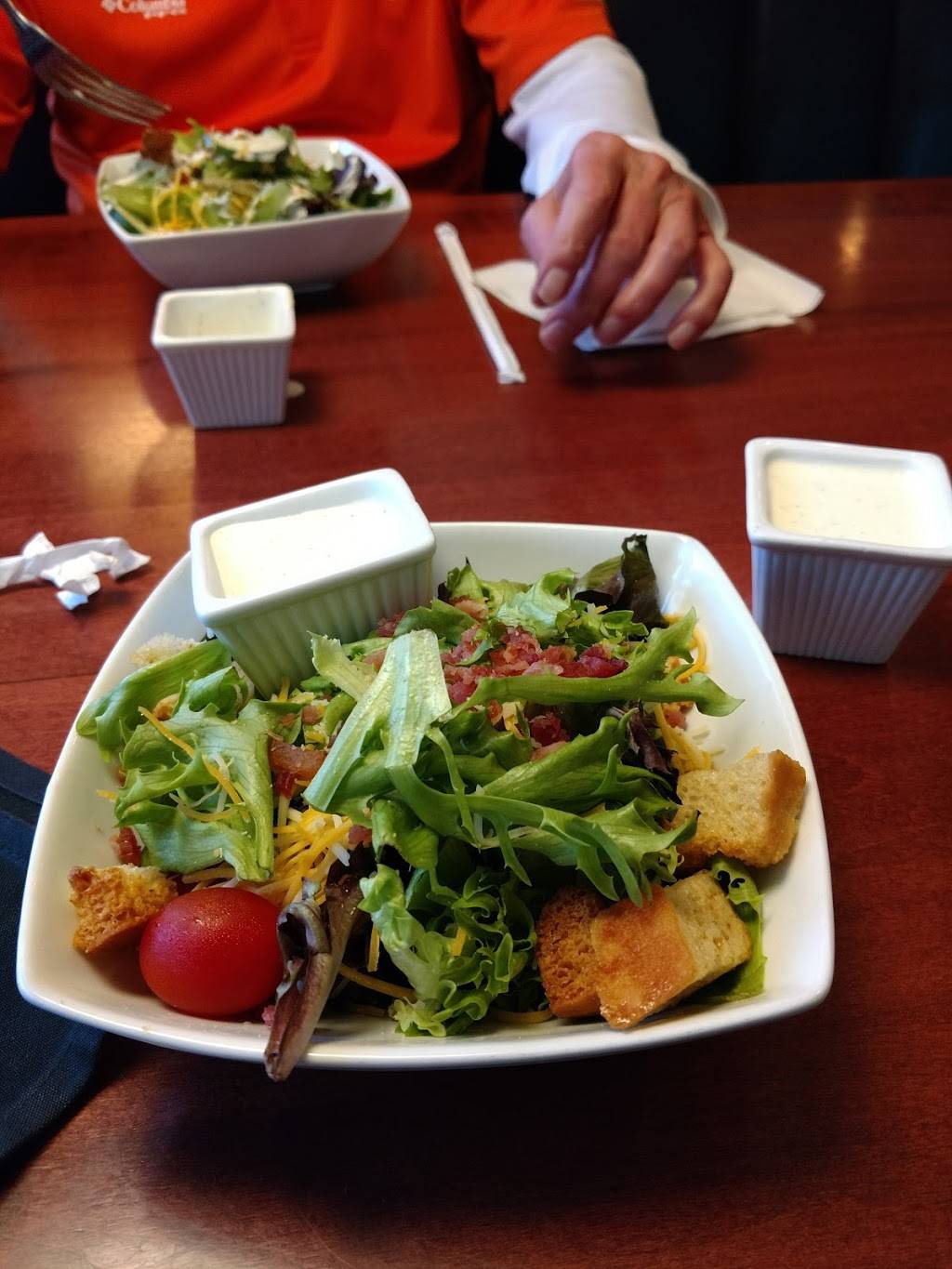 Bowens Landing | restaurant | 8681 SC-9, Inman, SC 29349, USA | 8645921300 OR +1 864-592-1300