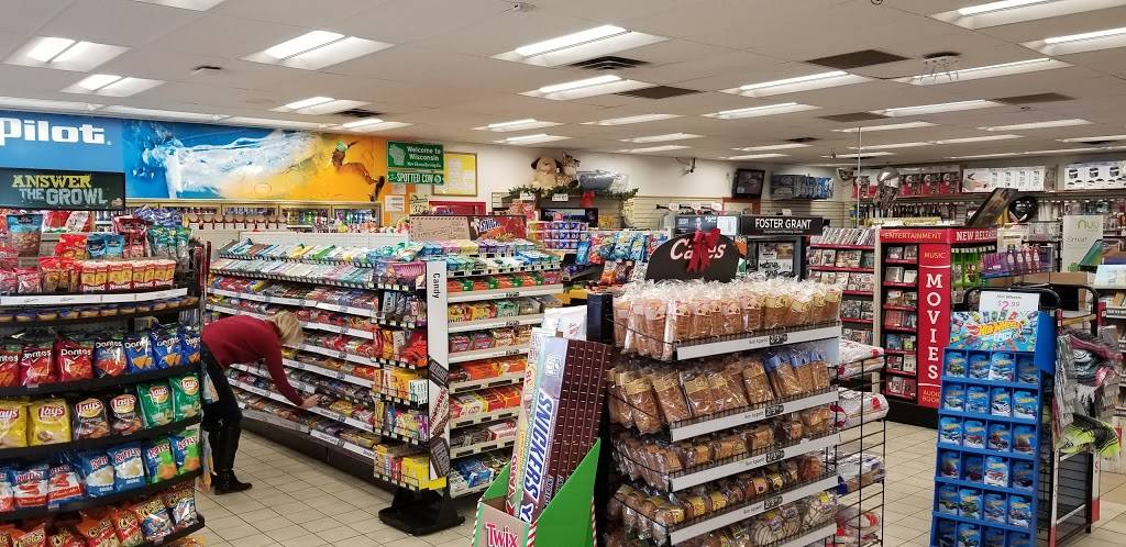 Pilot Travel Center | restaurant | 3001 Milwaukee Rd, Beloit, WI 53511, USA | 6083643644 OR +1 608-364-3644