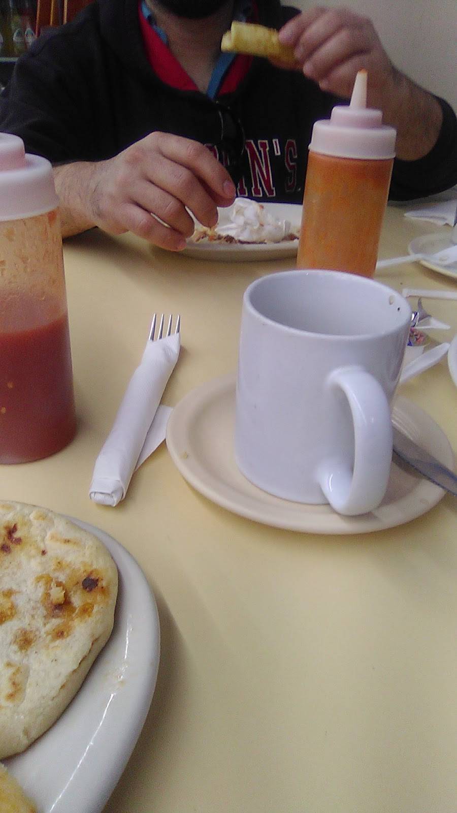 El Pulgarcito | restaurant | 3757 N Post Rd, Indianapolis, IN 46226, USA | 3178979793 OR +1 317-897-9793