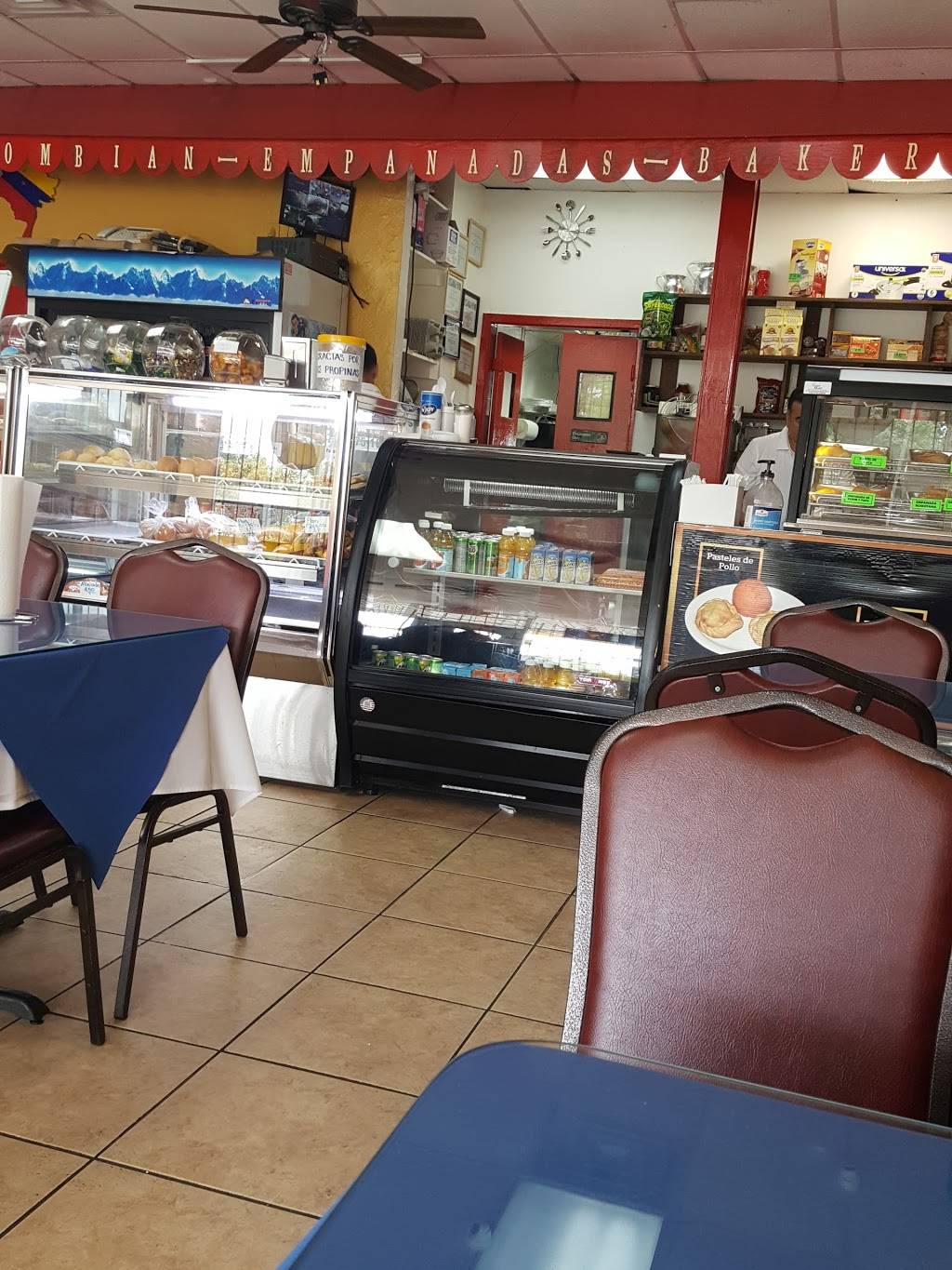 Colombian Empanadas Richmond | bakery | 9402 Richmond Ave, Houston, TX 77063, USA | 7139751877 OR +1 713-975-1877