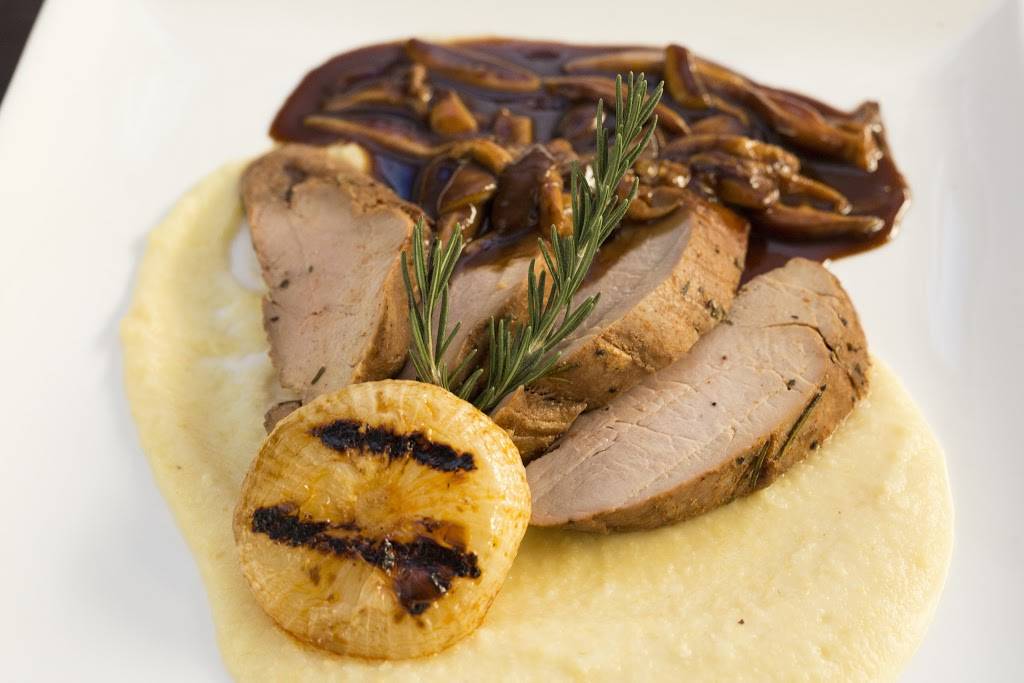 Harvest Plates & Pints | restaurant | 2 Montgomery Village Ave, Gaithersburg, MD 20879, USA | 2402381103 OR +1 240-238-1103