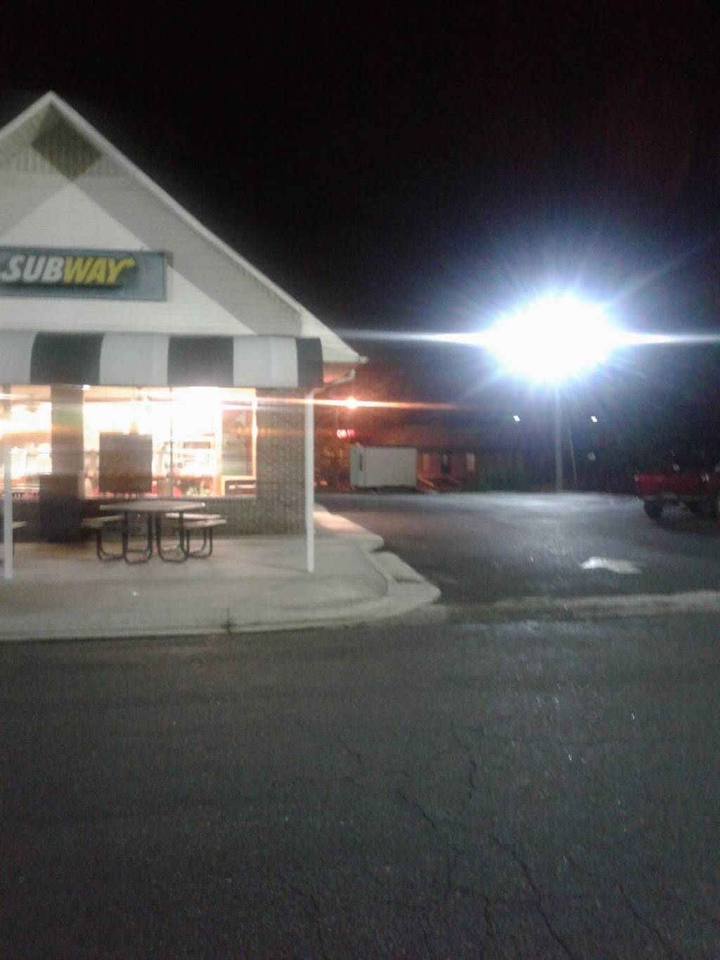 Subway | restaurant | 1705 Cherokee Ave SW, Cullman, AL 35055, USA | 2567379333 OR +1 256-737-9333