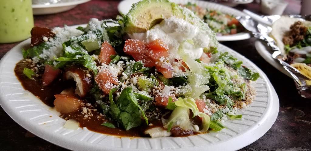 La Tienda | restaurant | 2204 SW 13th St, Gainesville, FL 32608, USA | 3523670022 OR +1 352-367-0022