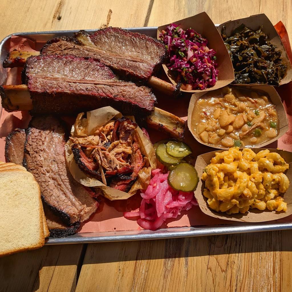 ZZQ | restaurant | 3201 W Moore St, Richmond, VA 23230, USA | 8045285648 OR +1 804-528-5648