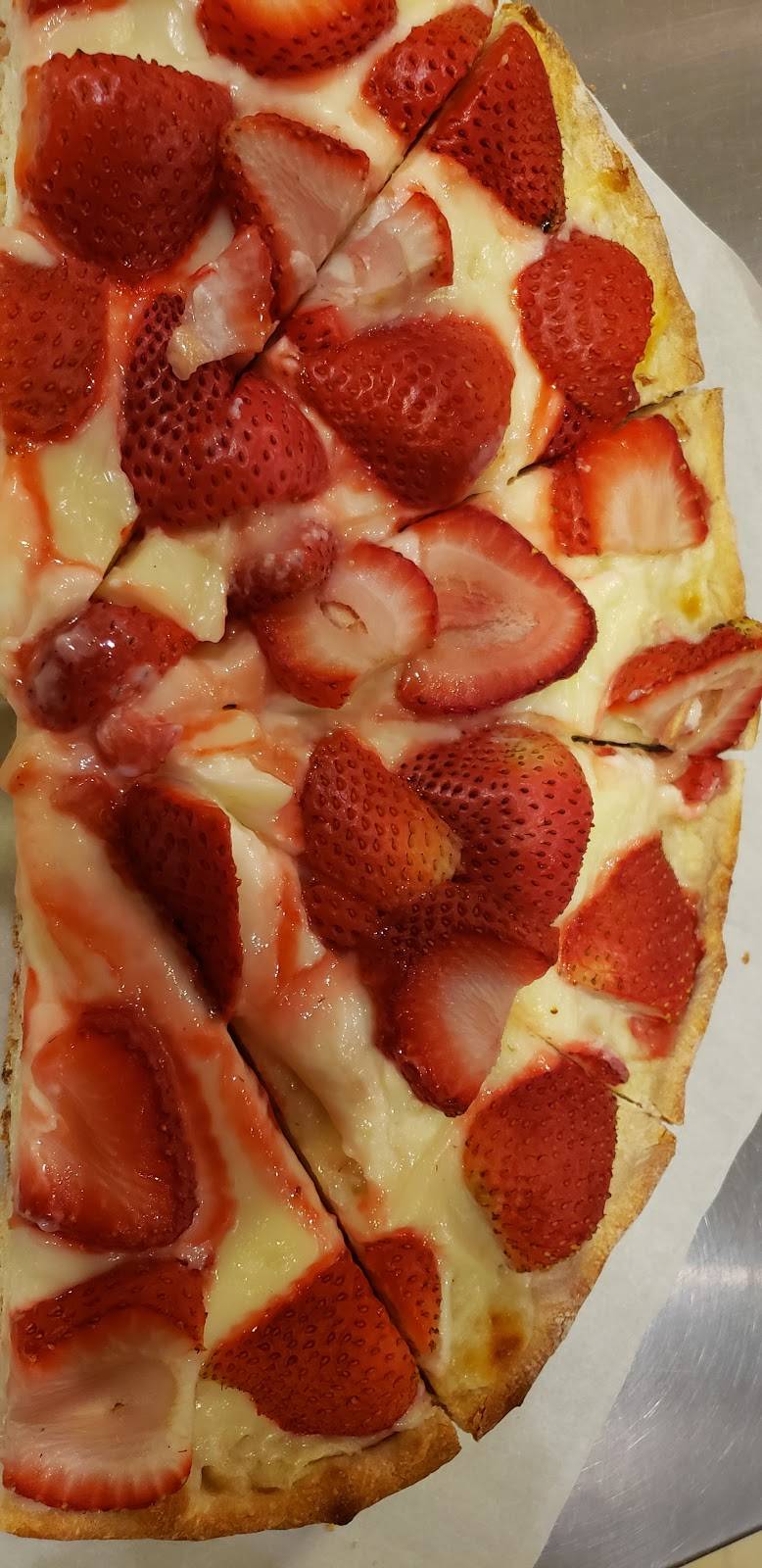 Hugos Pizzeria | restaurant | 1984 Main St, Watsonville, CA 95076, USA | 8317229212 OR +1 831-722-9212