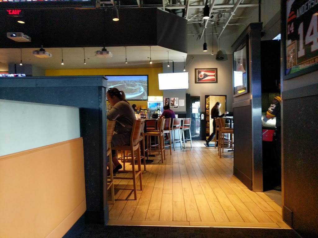 Buffalo Wild Wings | restaurant | 9243 Schulze Dr, West Chester Township, OH 45069, USA | 5139429464 OR +1 513-942-9464