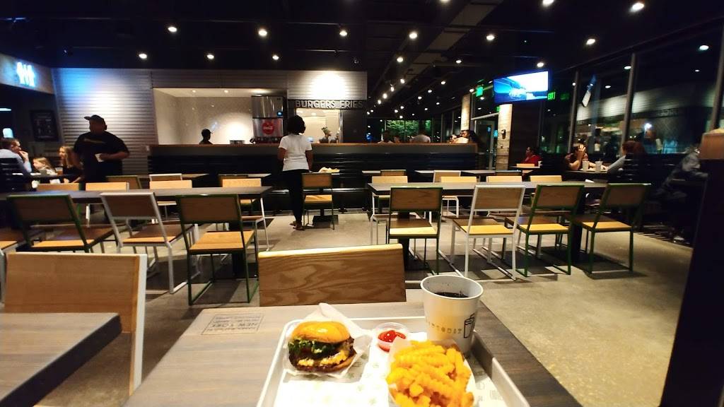 Shake Shack | restaurant | 1002 Westheimer Rd, Houston, TX 77006, USA | 3462996603 OR +1 346-299-6603
