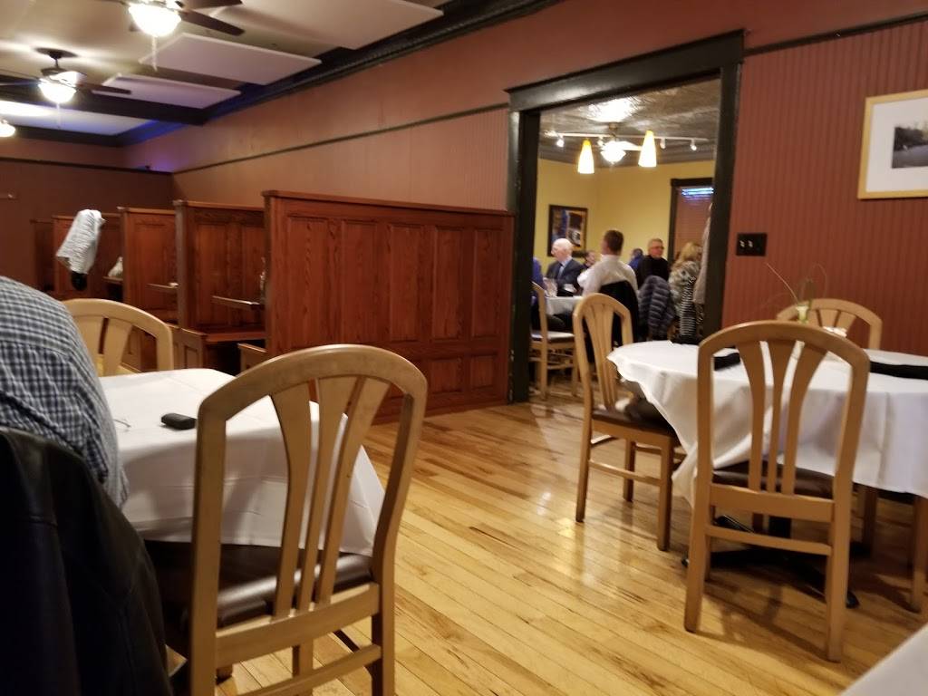 Ole Store Restaurant | restaurant | 1011 St Olaf Ave, Northfield, MN 55057, USA | 5077869400 OR +1 507-786-9400