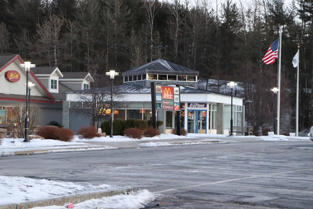 Papa Ginos | restaurant | 370 Stockbridge Rd, Lee, MA 01238, USA | 4132431380 OR +1 413-243-1380