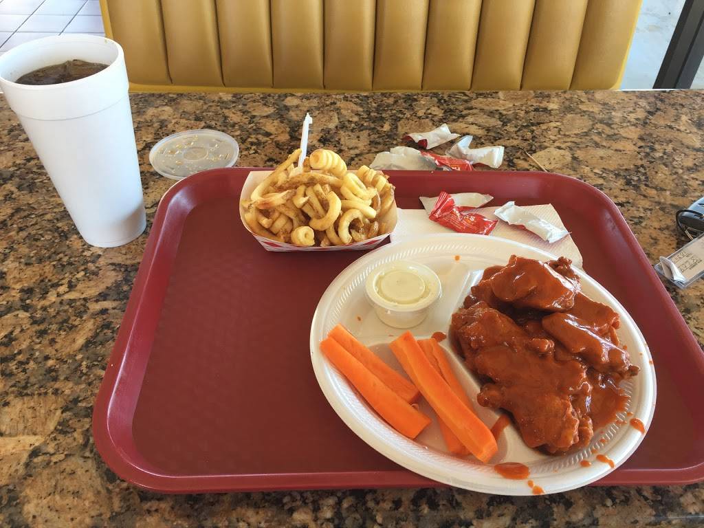 Buffalo Bell | restaurant | 3756 S 6th Ave, Tucson, AZ 85713, USA | 5206220503 OR +1 520-622-0503