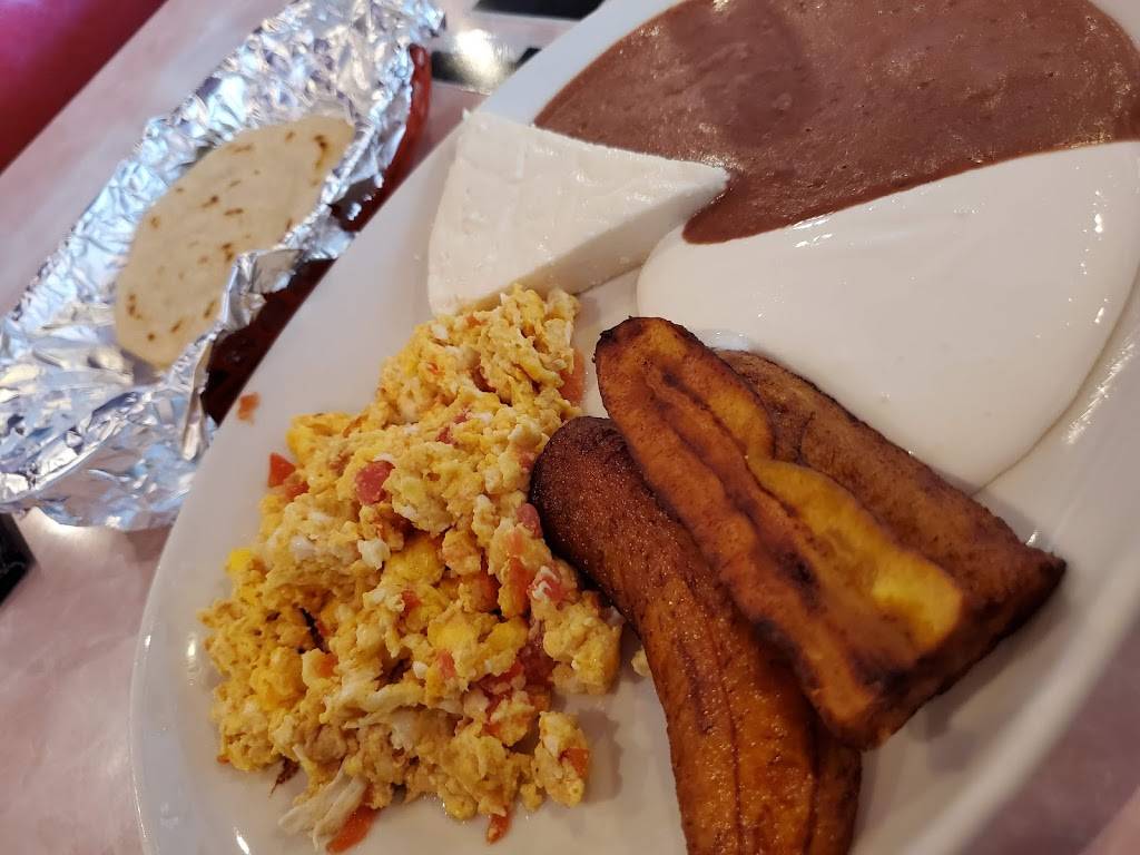 Bertas Salvadoran Kitchen | restaurant | 127 SW 153rd St, Burien, WA 98166, USA | 2068592776 OR +1 206-859-2776