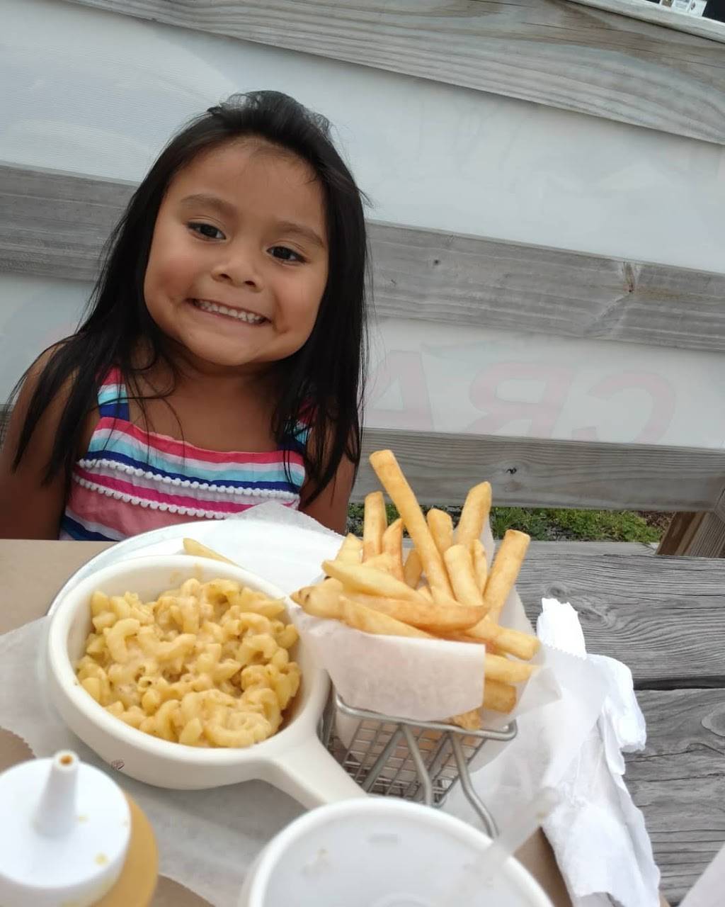 Beaches Seafood Market & Restaurant | restaurant | 18226 Coastal Hwy, Lewes, DE 19958, USA | 3026449329 OR +1 302-644-9329