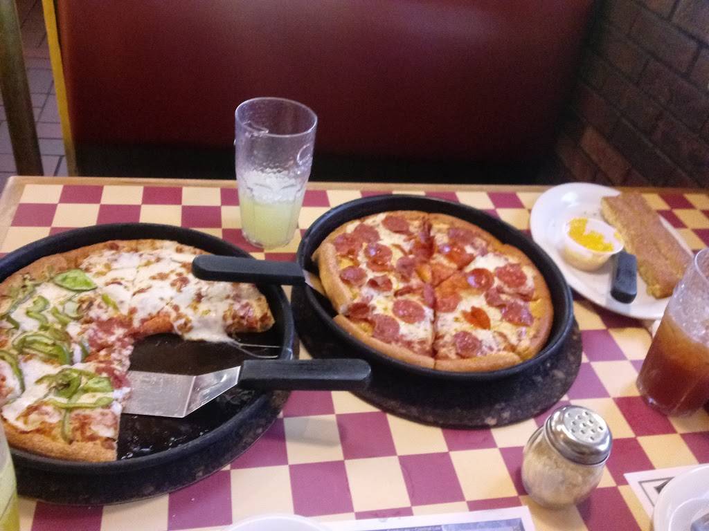 Pizza Hut | restaurant | 710 S Reed Rd, Kokomo, IN 46901, USA | 7654528287 OR +1 765-452-8287