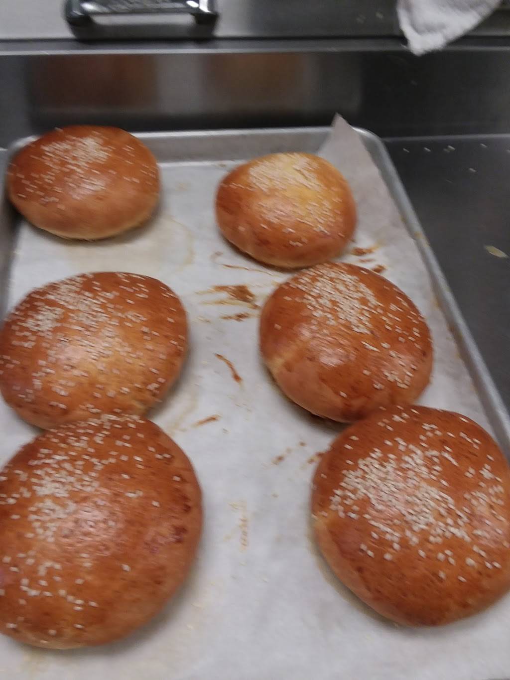 Tony & Mrs. K’s | restaurant | 1195 E Yosemite Ave, Manteca, CA 95336, USA | 2092391405 OR +1 209-239-1405