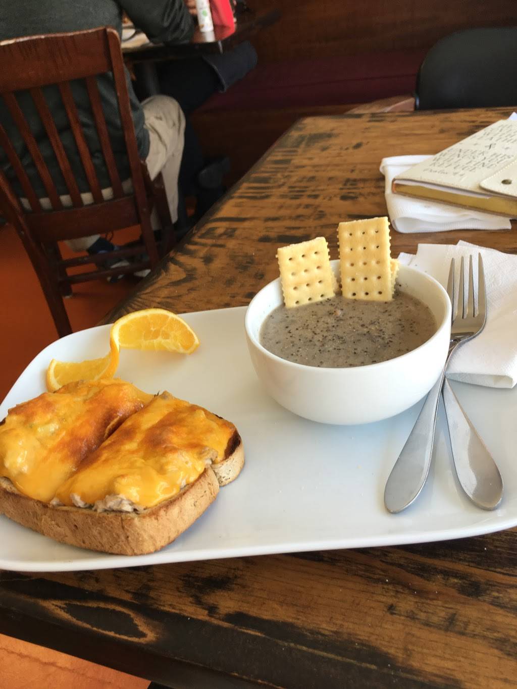 The Soup Company | restaurant | 104 N McNeill St, Carthage, NC 28327, USA | 9106039099 OR +1 910-603-9099