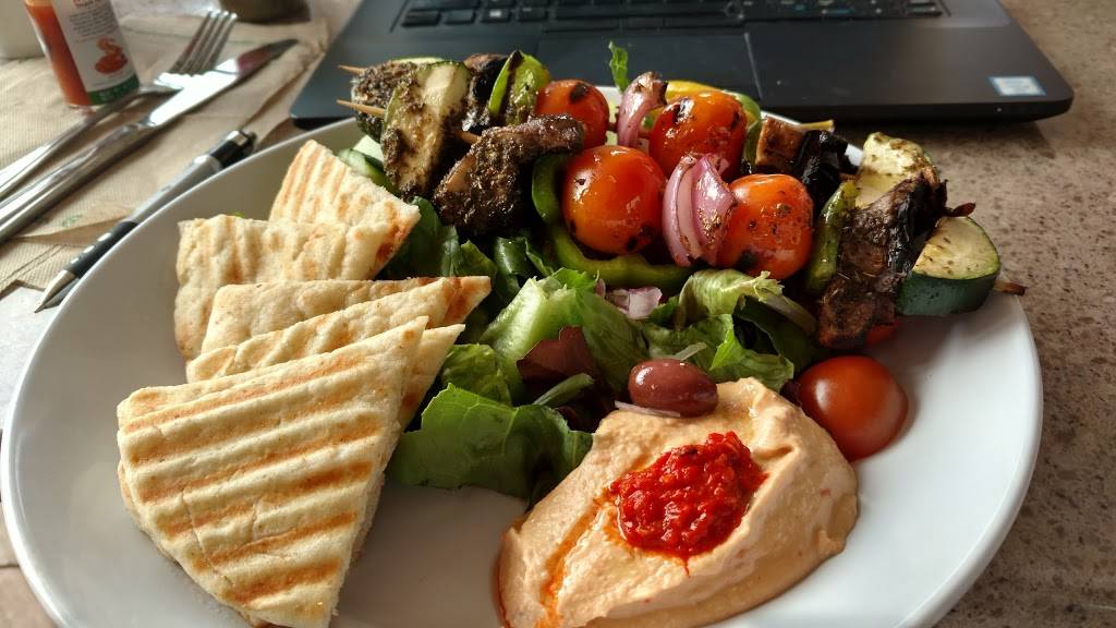 Zoës Kitchen | restaurant | 7131 W Ray Rd #6, Chandler, AZ 85226, USA | 4807537204 OR +1 480-753-7204