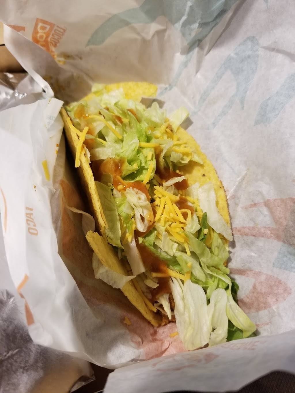 Taco Bell | meal takeaway | 22-24 31st St, Astoria, NY 11105, USA | 9294870952 OR +1 929-487-0952
