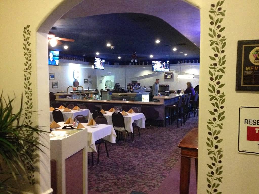 Capri Bar and Grill | restaurant | 18690 CA-88, Lockeford, CA 95237, USA | 2097275533 OR +1 209-727-5533
