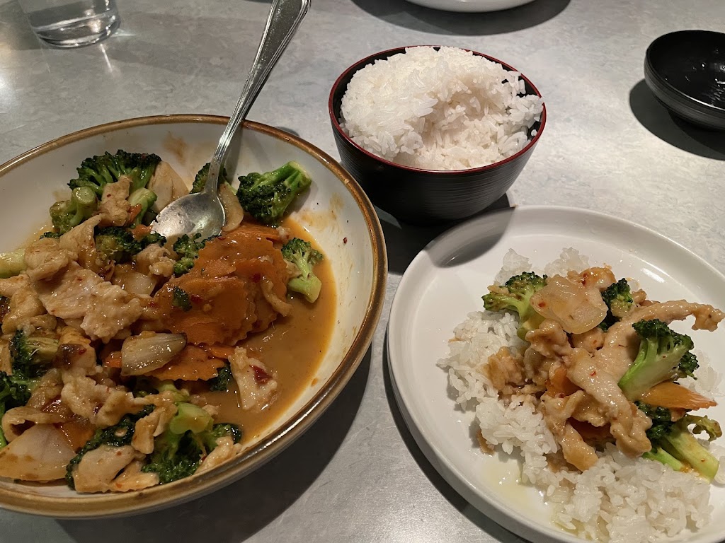 Siam Thai Asian Cuisine | restaurant | 3547 Lexington Ave N, Arden Hills, MN 55126, USA | 6514818100 OR +1 651-481-8100