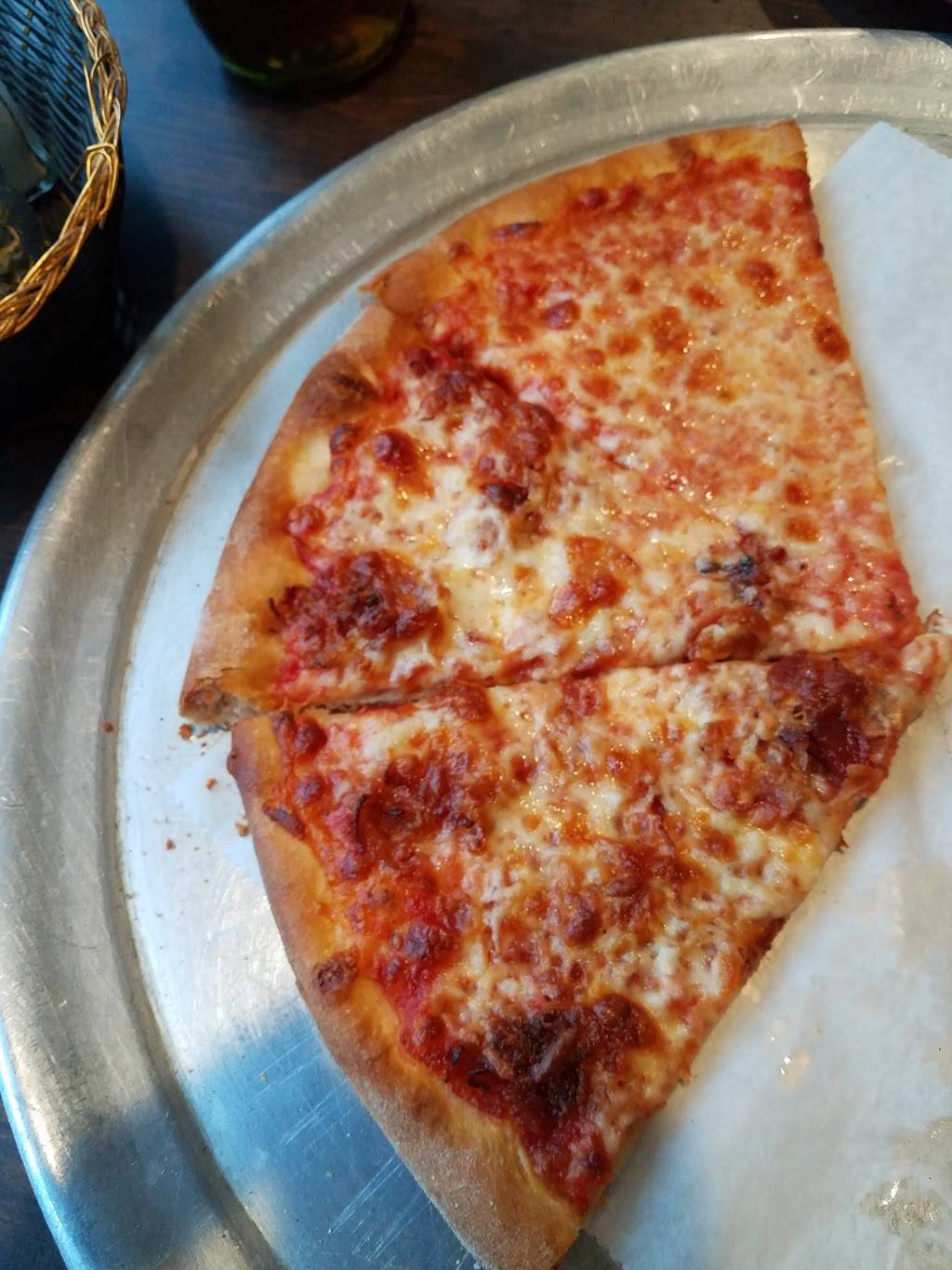 Bella Maria Pizzeria | restaurant | 153 Glenwood Rd, Clinton, CT 06413, USA | 8606694447 OR +1 860-669-4447