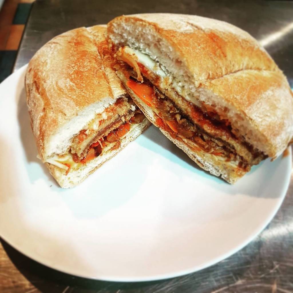 A Taste of Europe | restaurant | 1335 Killarney Beach Rd, Lefroy, ON L0L 1W0, Canada | 7054562222 OR +1 705-456-2222