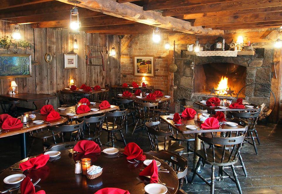 Anvil Inn Restaurant | restaurant | 67 Broadway, Fort Edward, NY 12828, USA | 5187470556 OR +1 518-747-0556