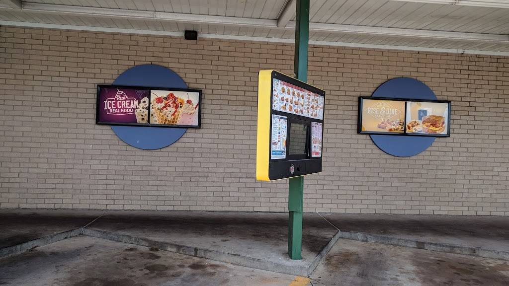 Sonic Drive-In | restaurant | 8689 W 21st St, Wichita, KS 67205, USA | 3167228111 OR +1 316-722-8111