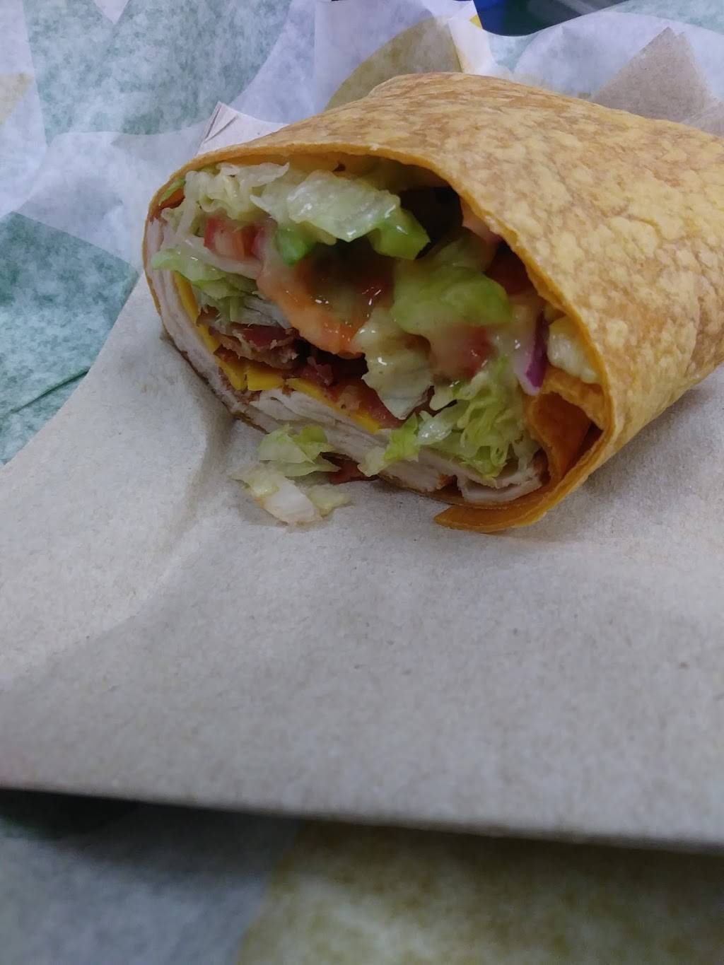 Subway | meal takeaway | 6715 NE 63rd St Suite B108, Vancouver, WA 98661, USA | 3606944851 OR +1 360-694-4851