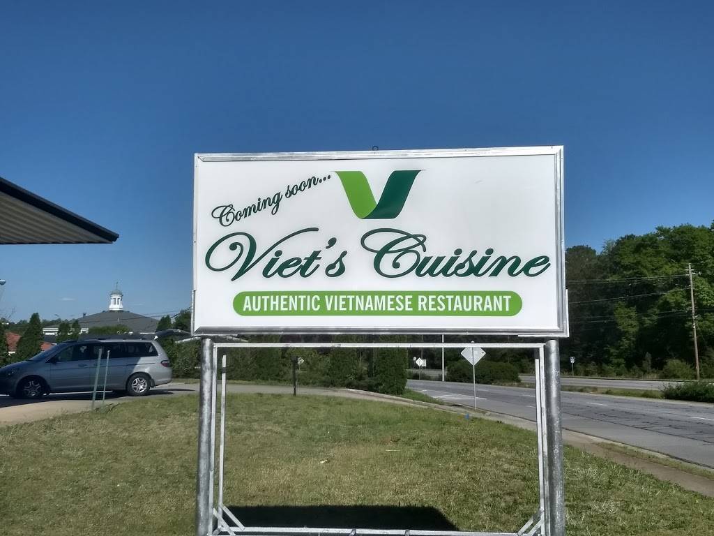 Viets Cuisine Newnan | restaurant | 30 Bullsboro Dr, Newnan, GA 30263, USA | 6788573425 OR +1 678-857-3425