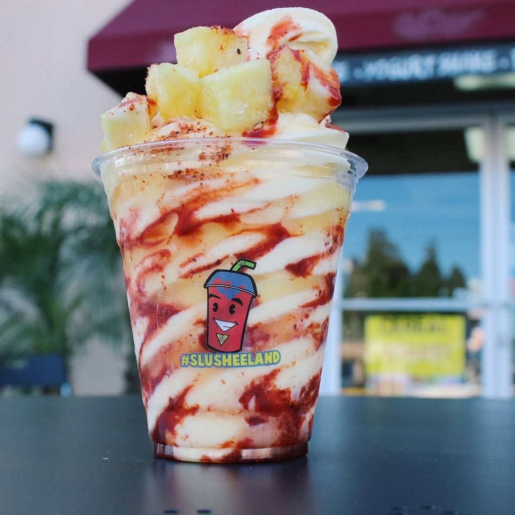 Slusheeland - Frozen Treats and Snacks | meal takeaway | 6005 Vineland Ave #105, North Hollywood, CA 91606, USA | 8187472715 OR +1 818-747-2715