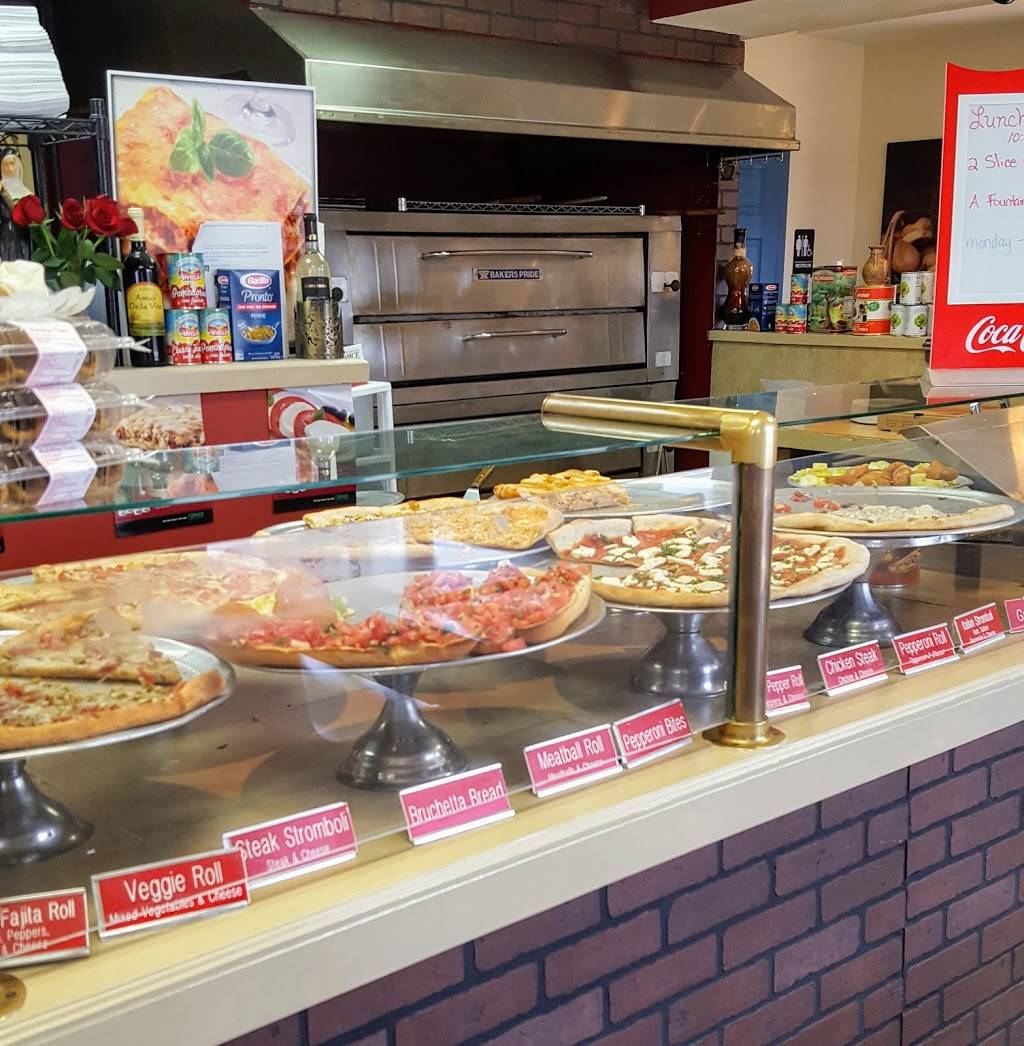 Capricios Pizza | restaurant | 309 Airport Dr, Bird in Hand, PA 17505, USA | 7175179938 OR +1 717-517-9938