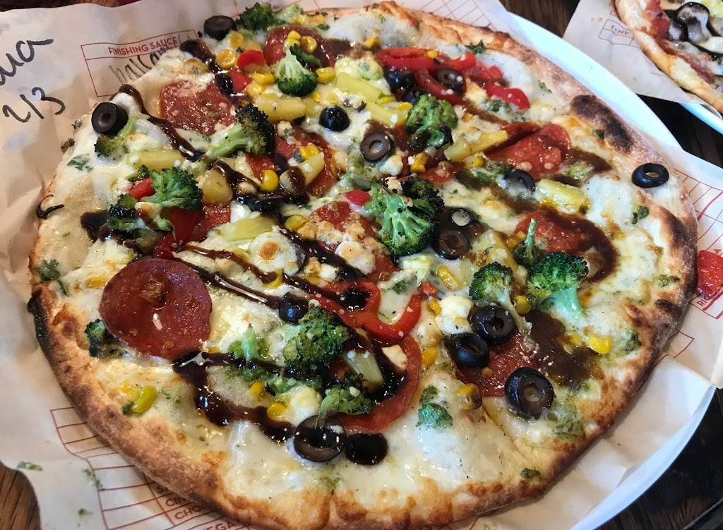MOD Pizza | restaurant | 26722 Portola Pkwy b, Foothill Ranch, CA 92610, USA | 9492150031 OR +1 949-215-0031