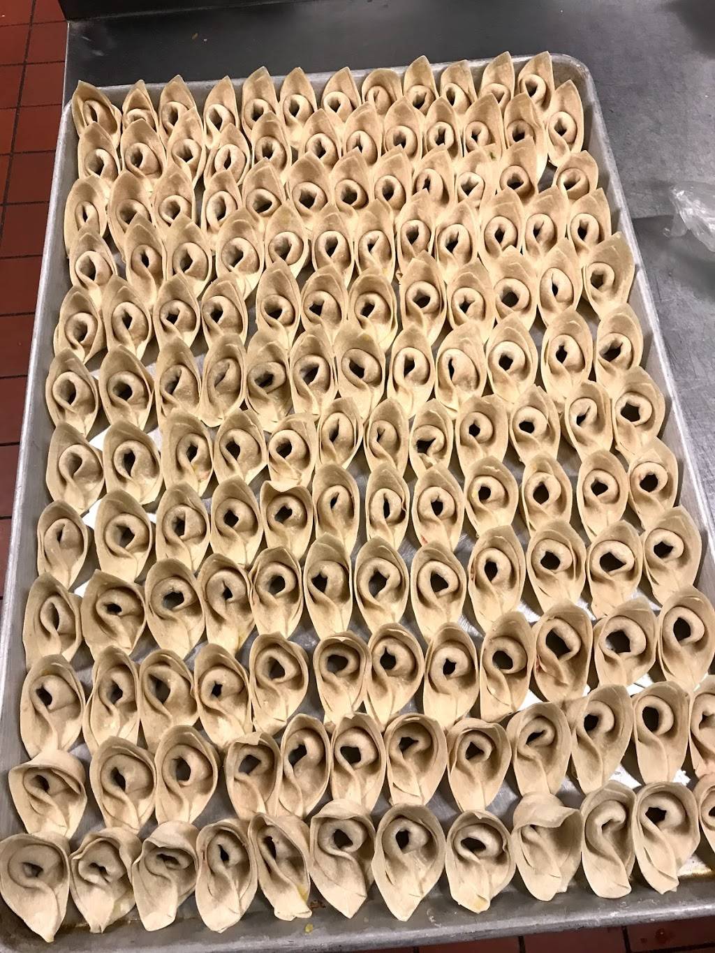 May Hong Restaurant | restaurant | 36690 Garfield Rd, Clinton Twp, MI 48035, USA | 5869489401 OR +1 586-948-9401