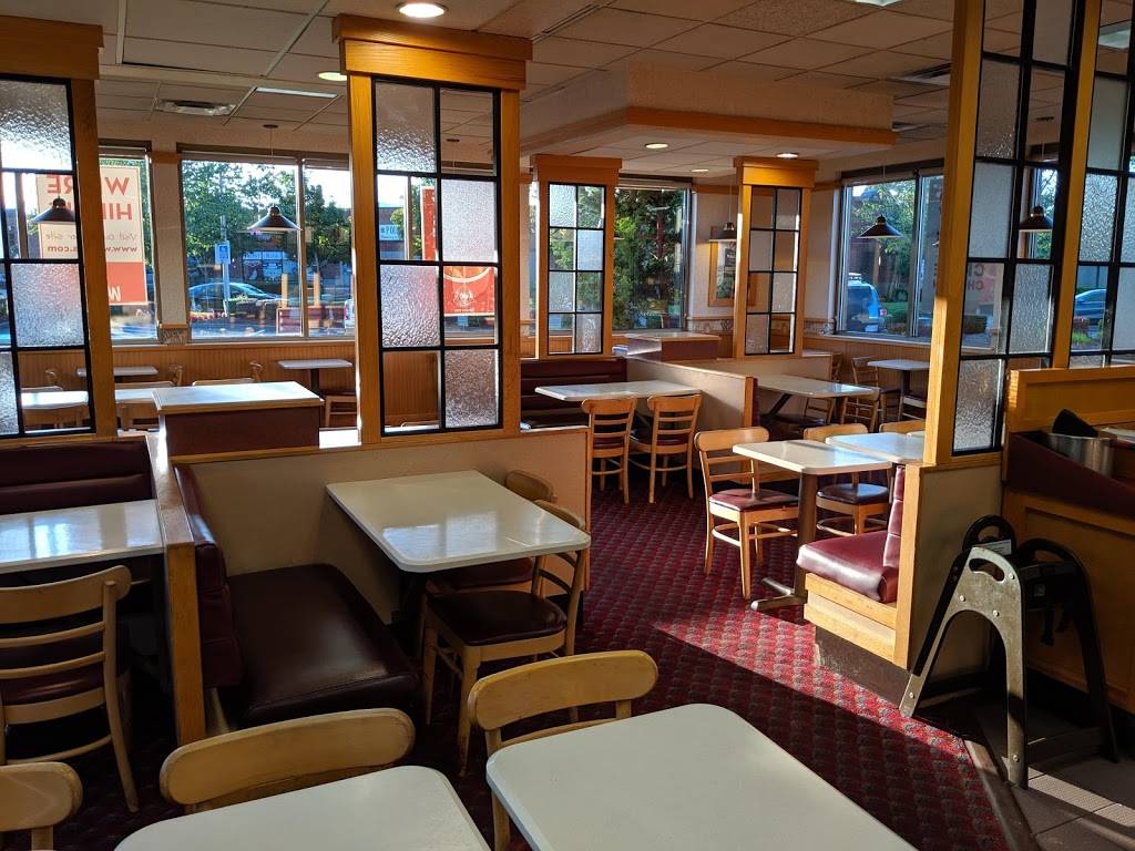 Wendys | restaurant | 22250 NE Imbrie Dr, Hillsboro, OR 97124, USA | 5036404564 OR +1 503-640-4564