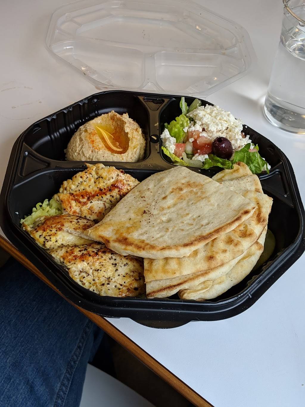 Olive Express Campus Commons | restaurant | 1881 Campus Commons Dr #100, Reston, VA 20191, USA | 5713131862 OR +1 571-313-1862