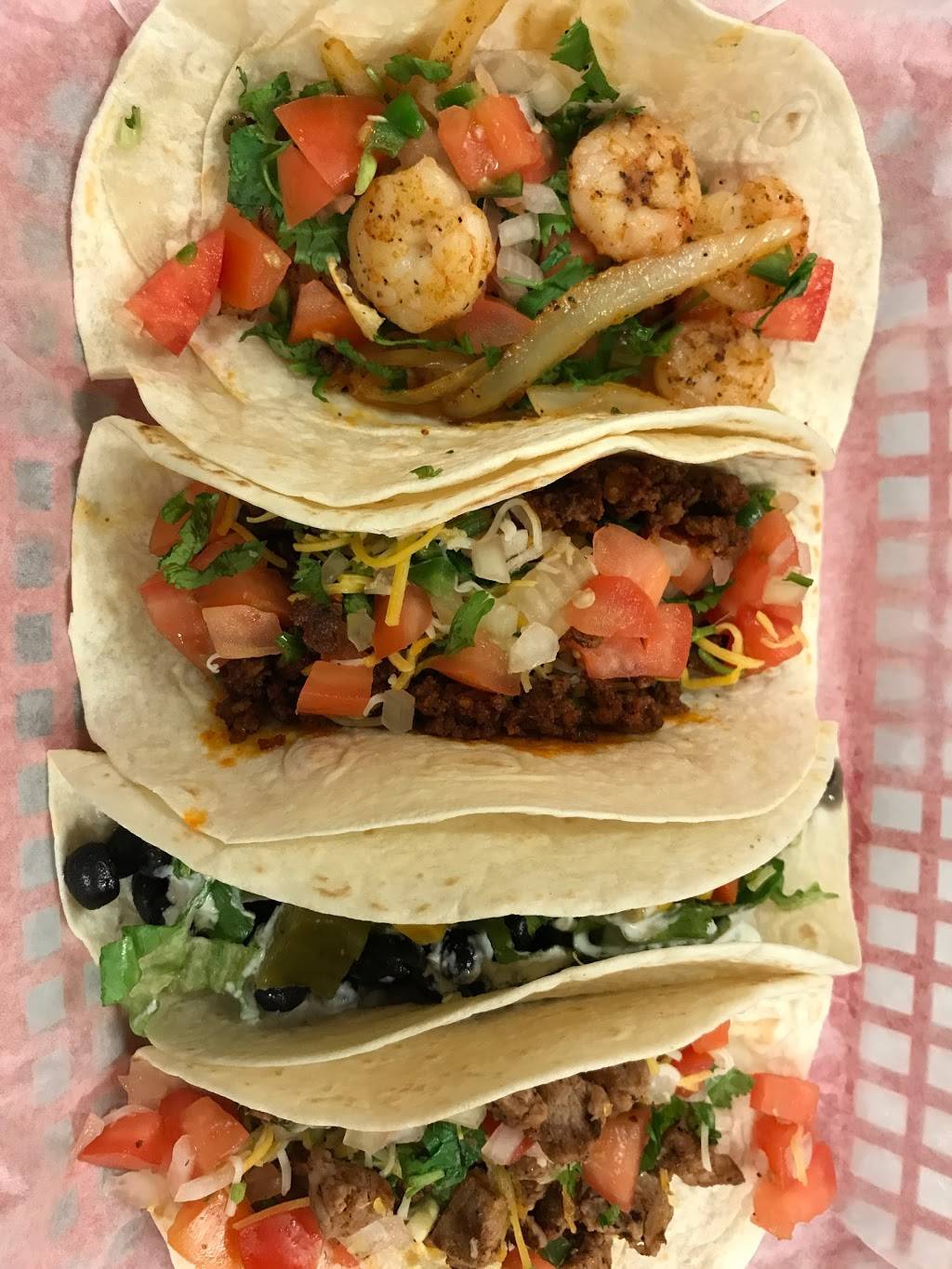 Viva Mexican Grill | restaurant | 2424 S Croatan Hwy, Nags Head, NC 27959, USA | 2524411601 OR +1 252-441-1601