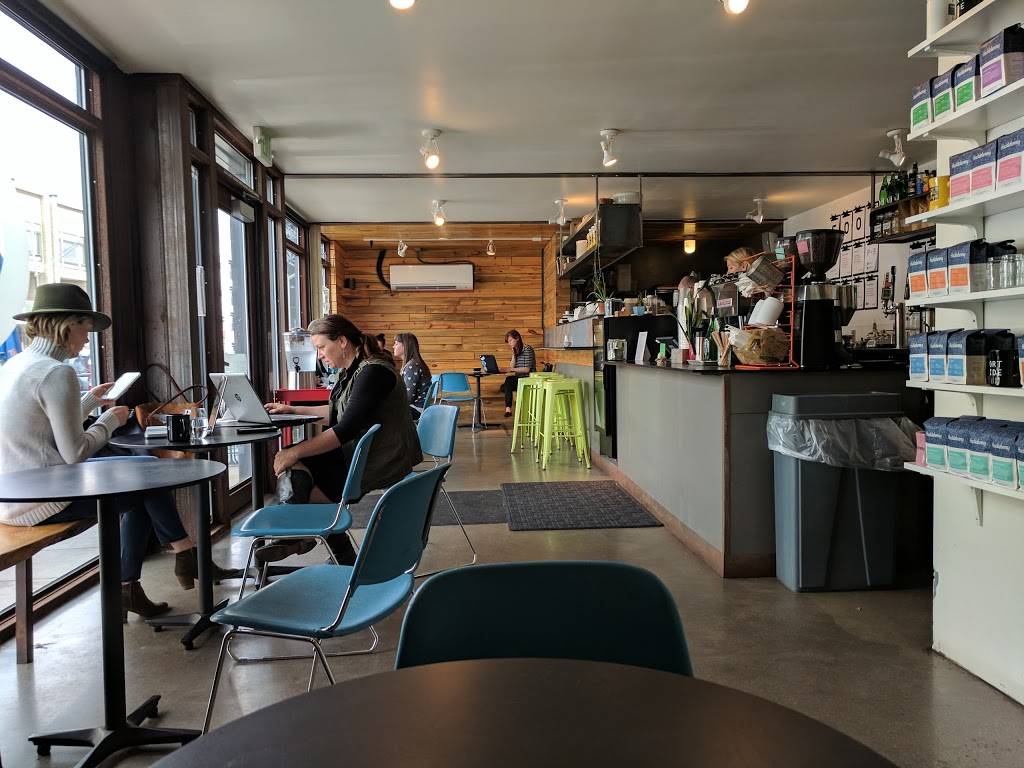 Port Side | cafe | 2500 Larimer St #103, Denver, CO 80205, USA | 7205490622 OR +1 720-549-0622