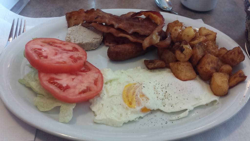 Capitaine Nicolas | restaurant | 697 Rue Notre-Dame, Repentigny, QC J6A 2X1, Canada | 4509327744 OR +1 450-932-7744