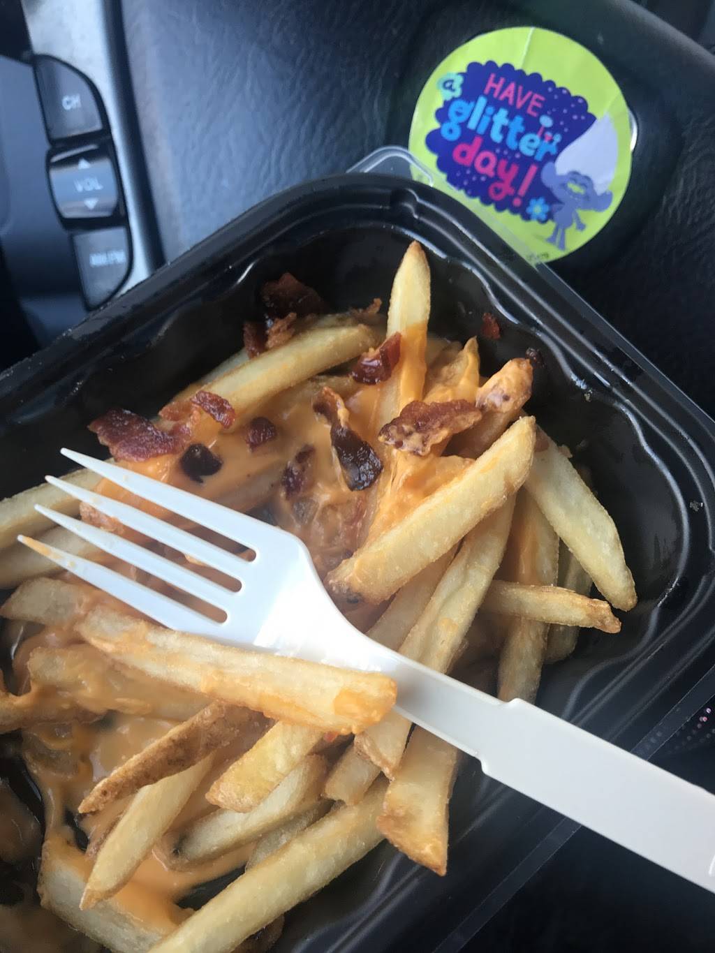 Wendys | restaurant | 644 Riverdale St, West Springfield, MA 01089, USA | 4132766512 OR +1 413-276-6512