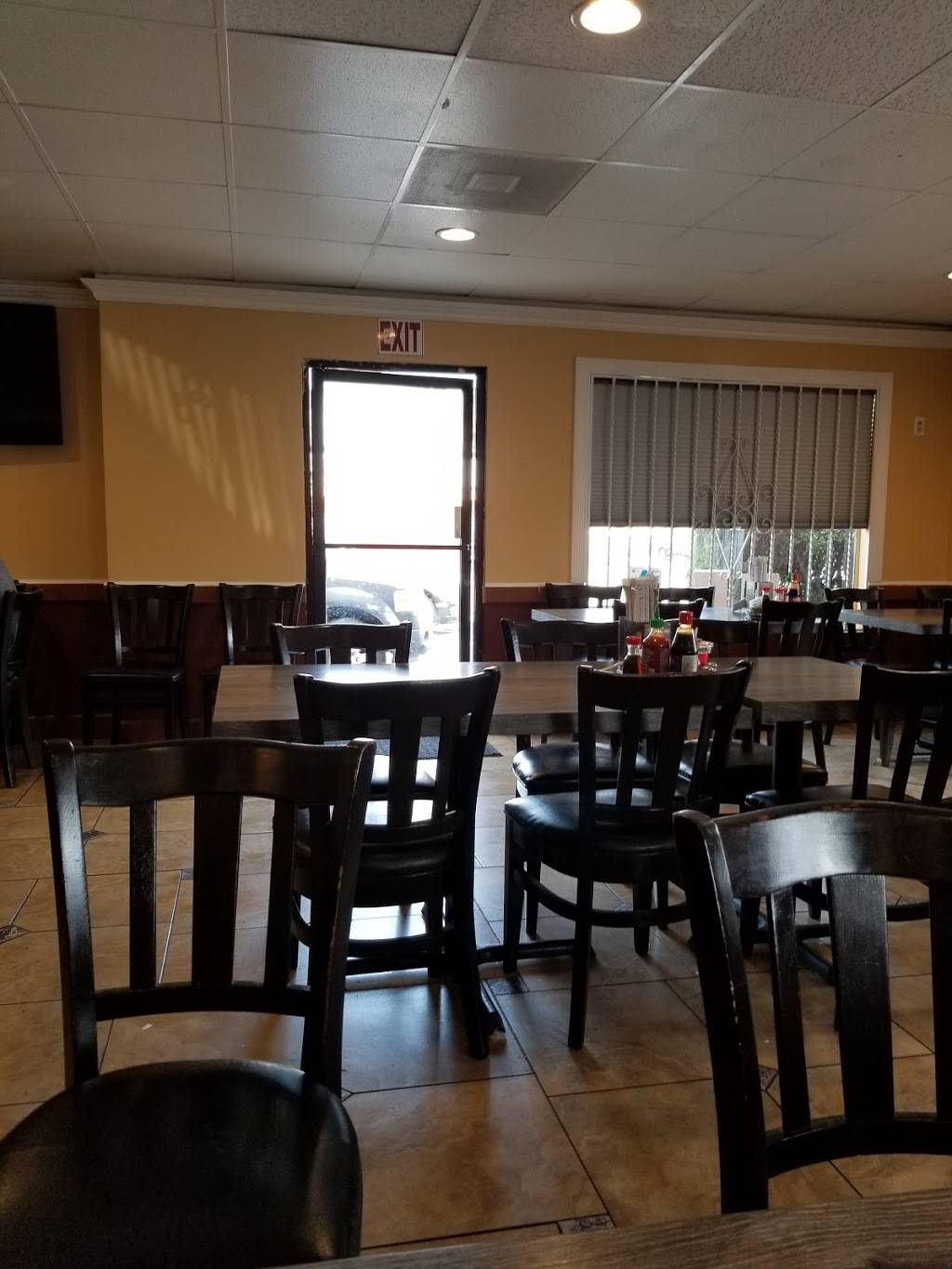 Thai Lai Restaurant | restaurant | 14221 Prairie Ave, Hawthorne, CA 90250, USA | 3109730819 OR +1 310-973-0819