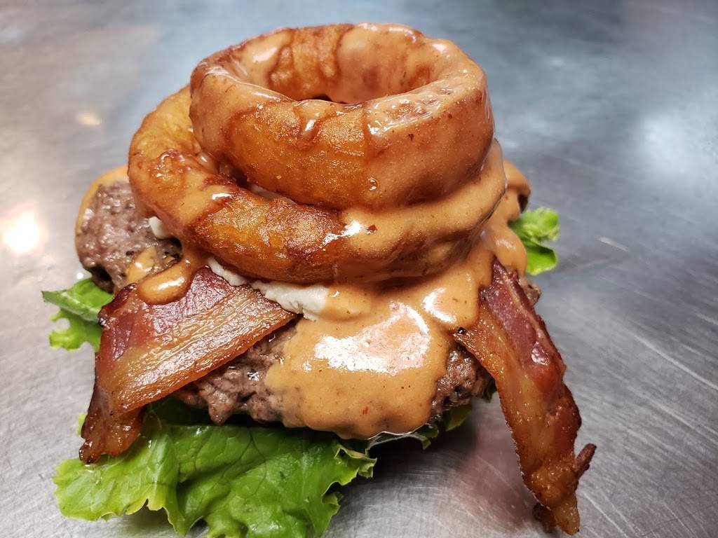 Baraboo Burger Company | restaurant | 116 4th Ave, Baraboo, WI 53913, USA | 6083550977 OR +1 608-355-0977