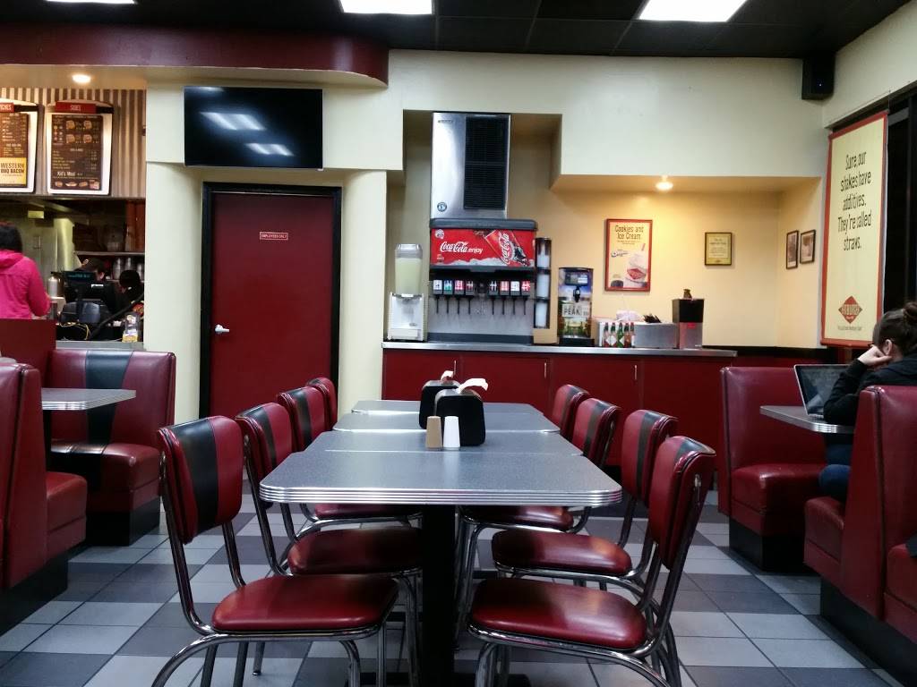 Fatburger | restaurant | 11275 Venice Blvd, Los Angeles, CA 90066, USA | 3103907831 OR +1 310-390-7831