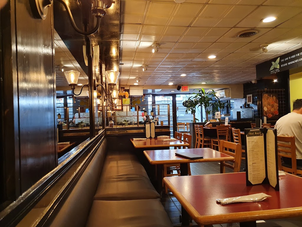 Thai Basil | restaurant | 132 Newbury St ste B, Boston, MA 02116, USA | 6175780089 OR +1 617-578-0089