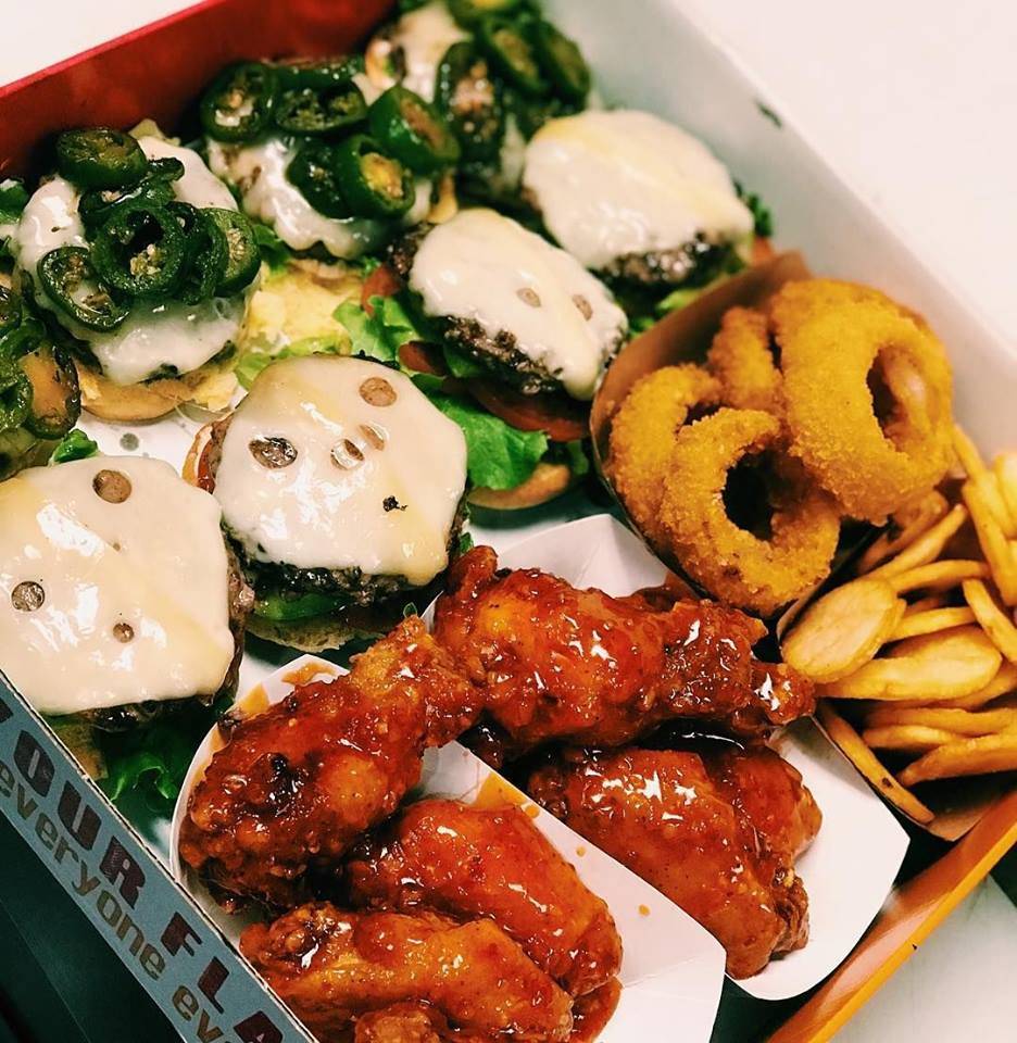 BurgerIM | restaurant | 3342 S La Cienega Blvd, Los Angeles, CA 90016, USA | 3238523377 OR +1 323-852-3377