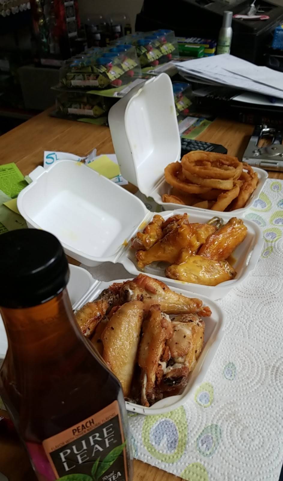 TJs Pizzeria | restaurant | 963 US-202, North Monmouth, ME 04265, USA | 2079333400 OR +1 207-933-3400