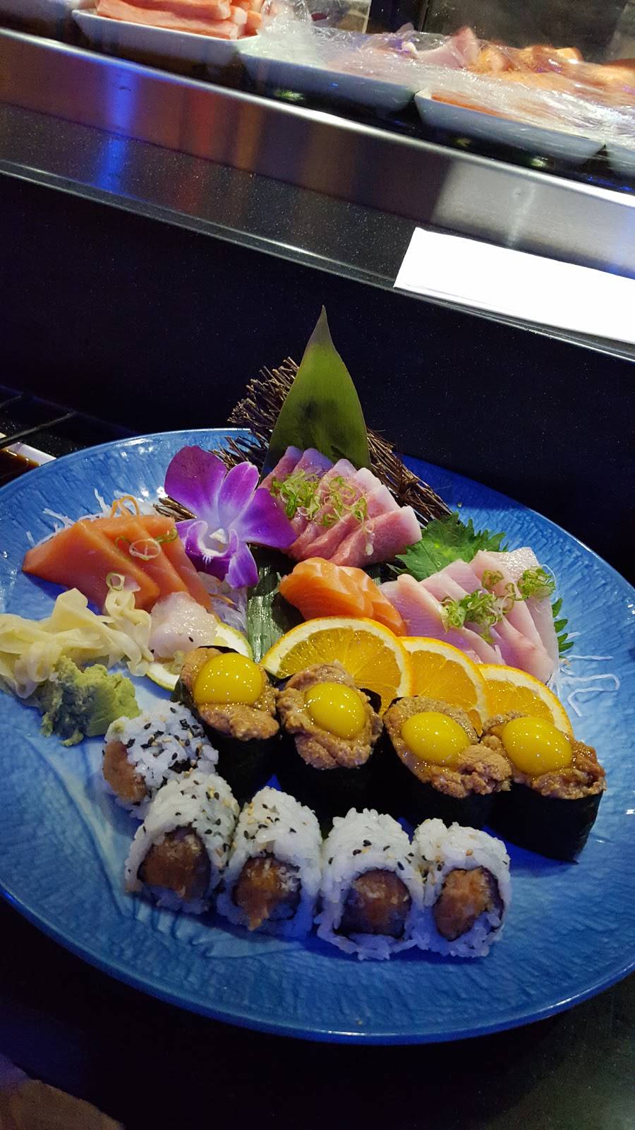 Umi Japanese Cuisine | restaurant | 2625 Connecticut Ave NW 2nd floor, Washington, DC 20008, USA | 2023323636 OR +1 202-332-3636