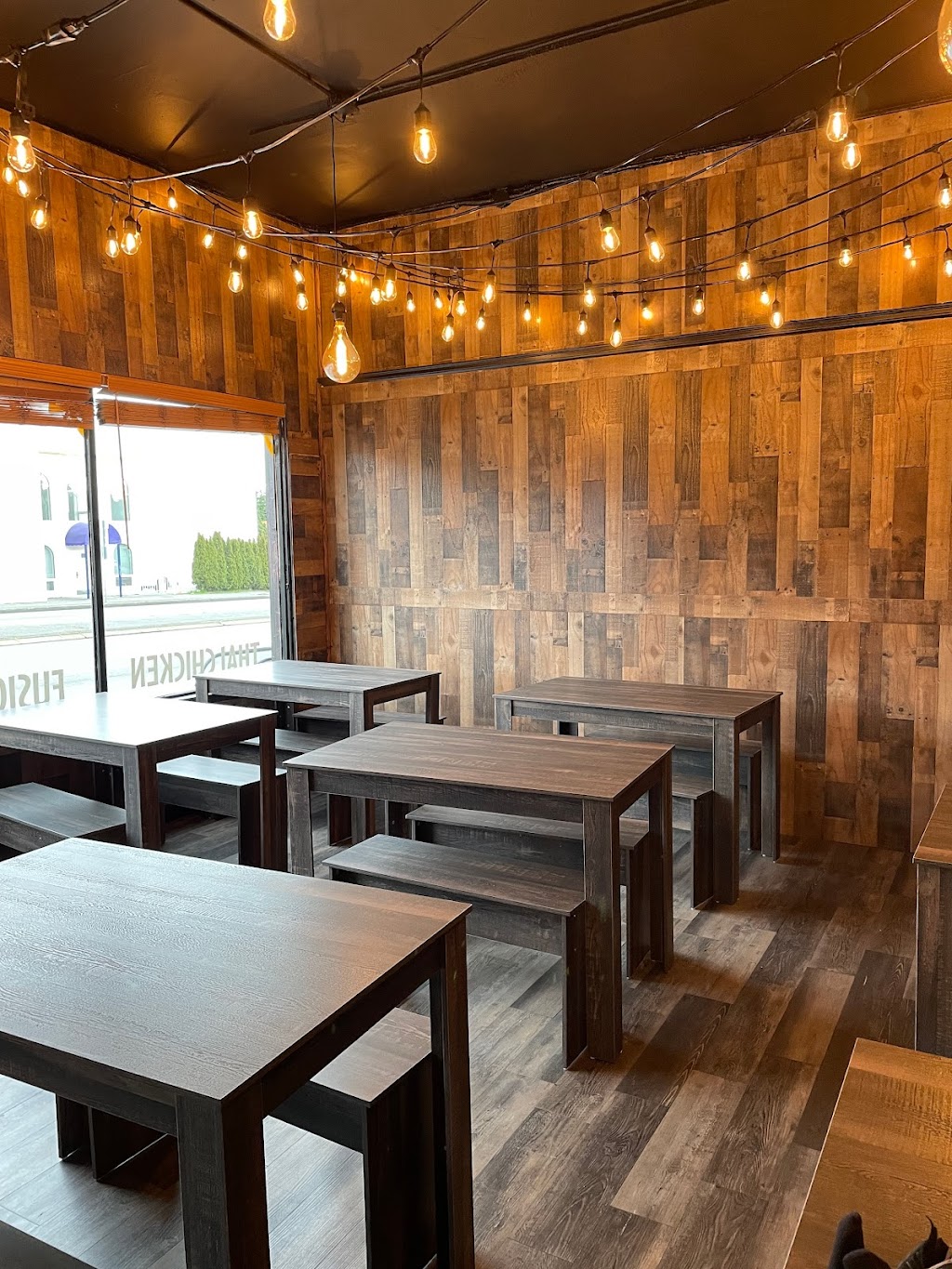 Thai2go | meal takeaway | 7617 Aurora Ave N, Seattle, WA 98103, USA | 2064023923 OR +1 206-402-3923