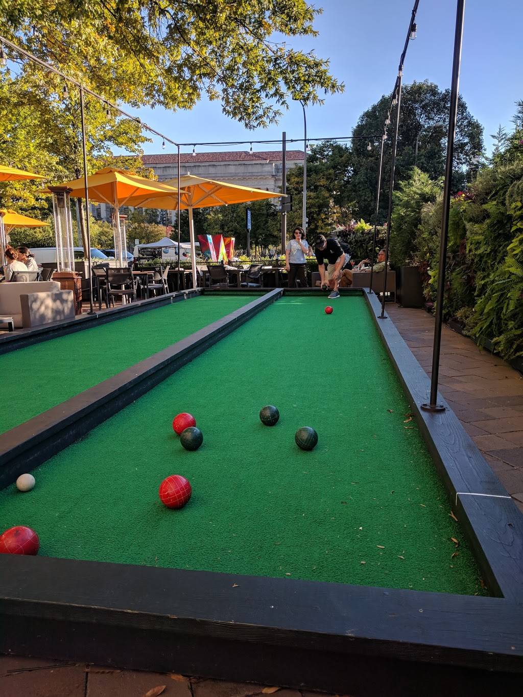 Pinea | restaurant | 515 15th St NW, Washington, DC 20004, USA | 2026612440 OR +1 202-661-2440